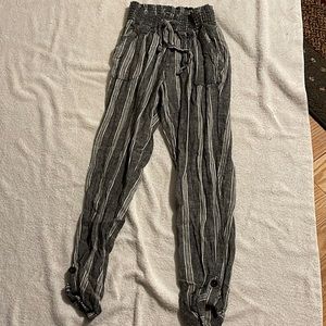REWASH pants size small pre-owned